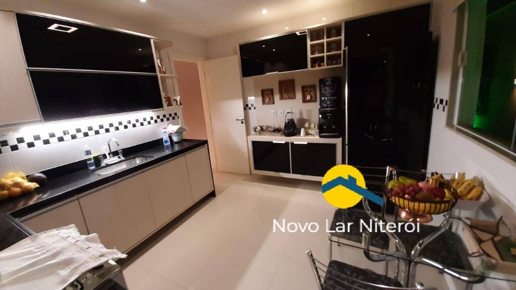 Casa à venda com 4 quartos, 180m² - Foto 27