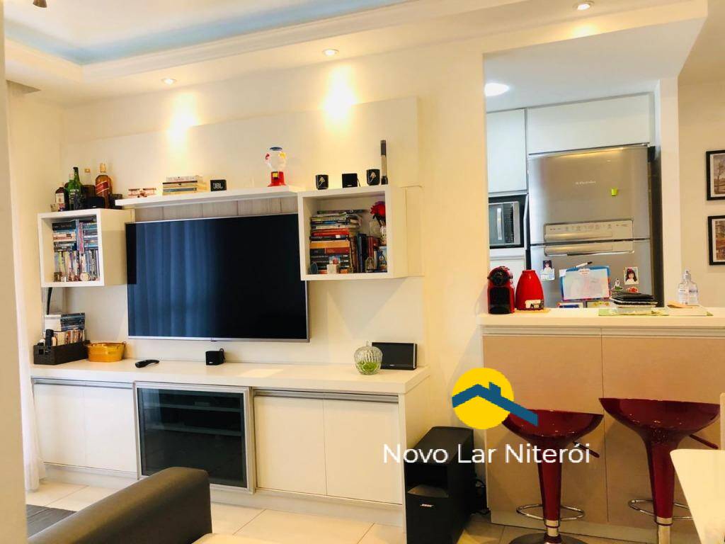 Apartamento à venda com 2 quartos, 58m² - Foto 4