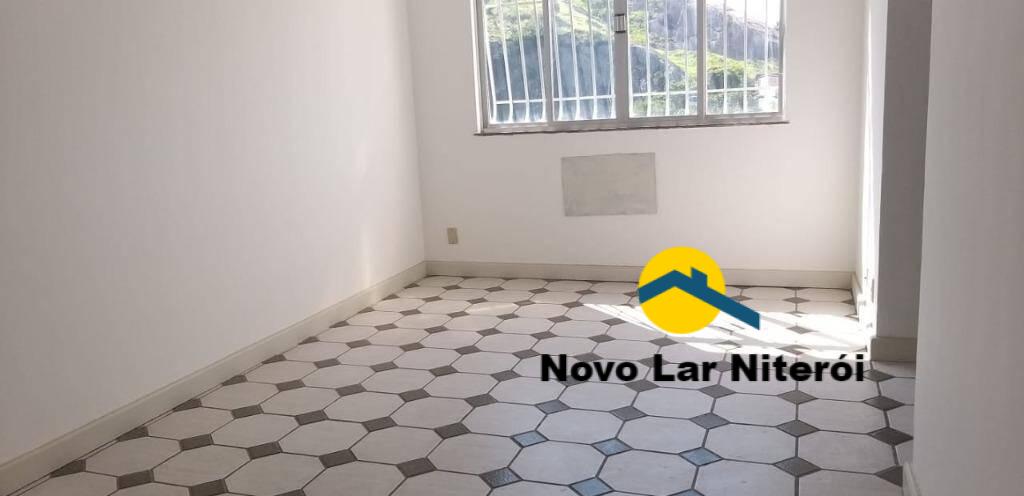 Apartamento à venda com 2 quartos, 60m² - Foto 1