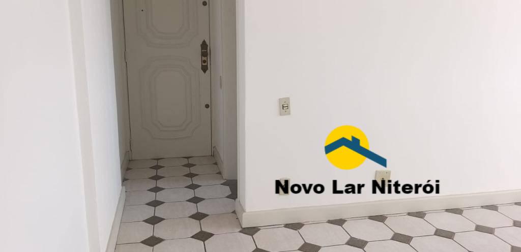 Apartamento à venda com 2 quartos, 60m² - Foto 5