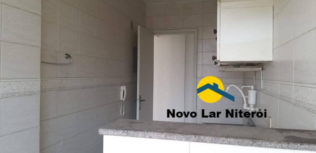 Apartamento à venda com 2 quartos, 60m² - Foto 10