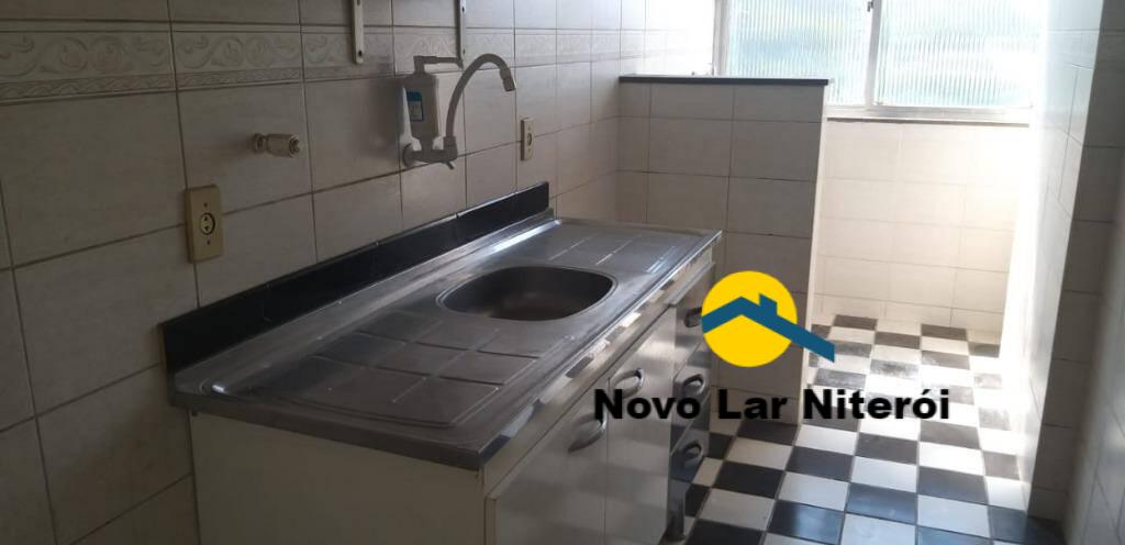 Apartamento à venda com 2 quartos, 60m² - Foto 11