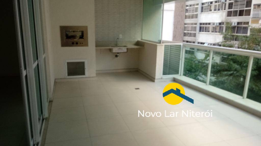 Apartamento à venda com 4 quartos, 202m² - Foto 1