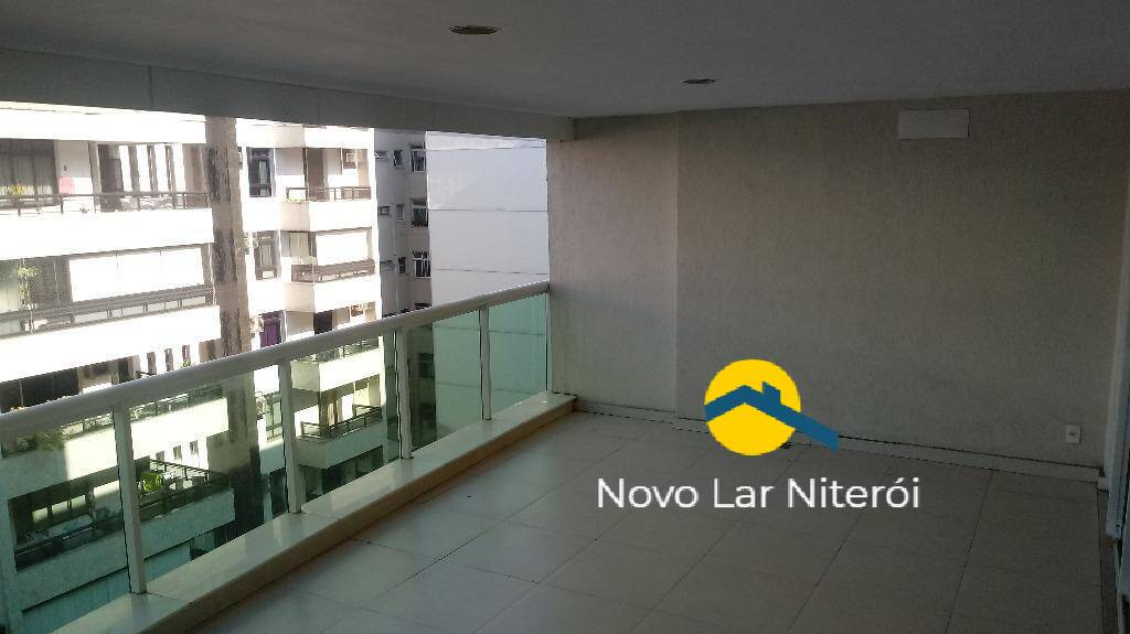 Apartamento à venda com 4 quartos, 202m² - Foto 3