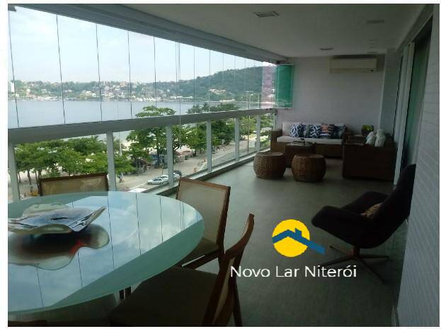 Apartamento à venda com 4 quartos, 220m² - Foto 2