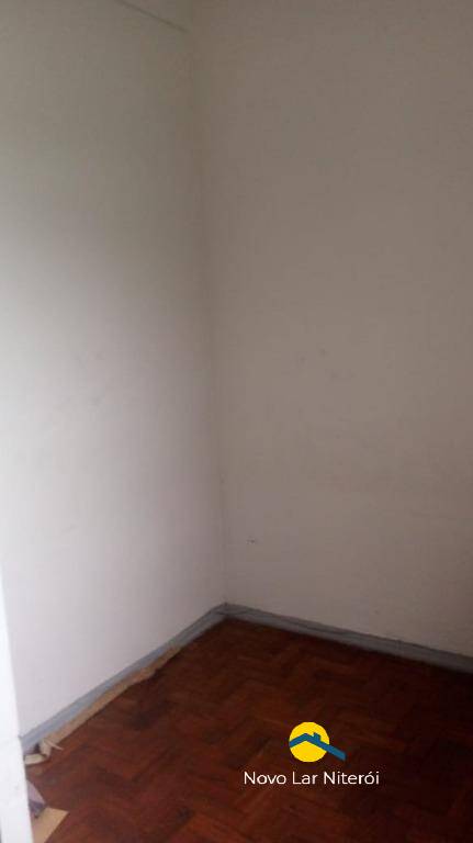 Apartamento à venda com 3 quartos, 90m² - Foto 4