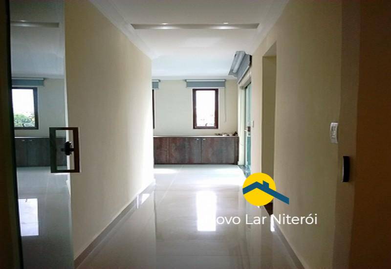 Casa à venda com 4 quartos, 330m² - Foto 44