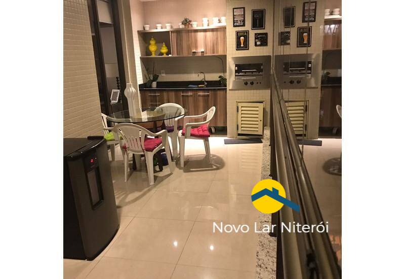 Apartamento à venda com 4 quartos, 150m² - Foto 1