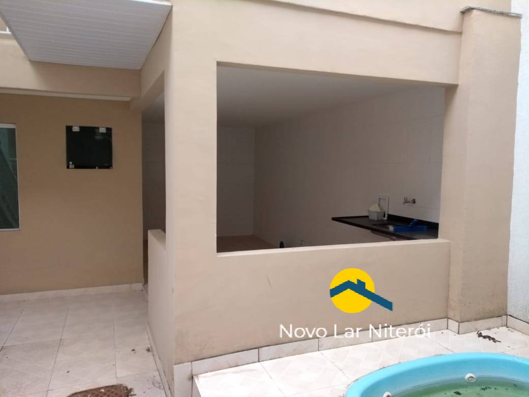 Casa à venda com 3 quartos, 180m² - Foto 18