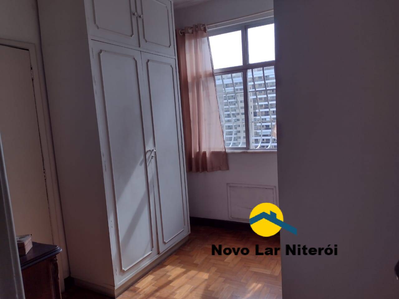 Apartamento à venda com 4 quartos, 140m² - Foto 14