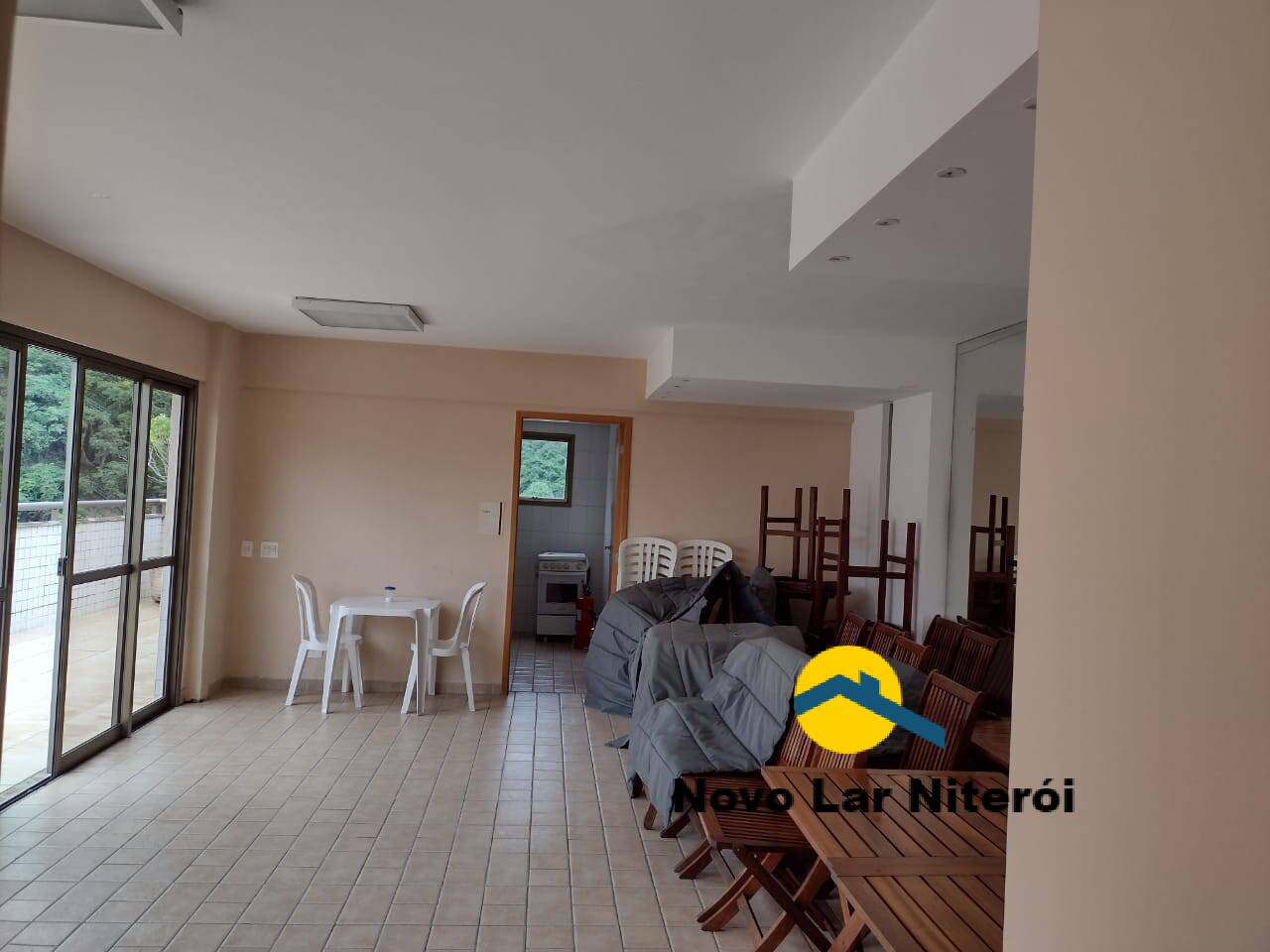 Apartamento à venda com 2 quartos, 70m² - Foto 17