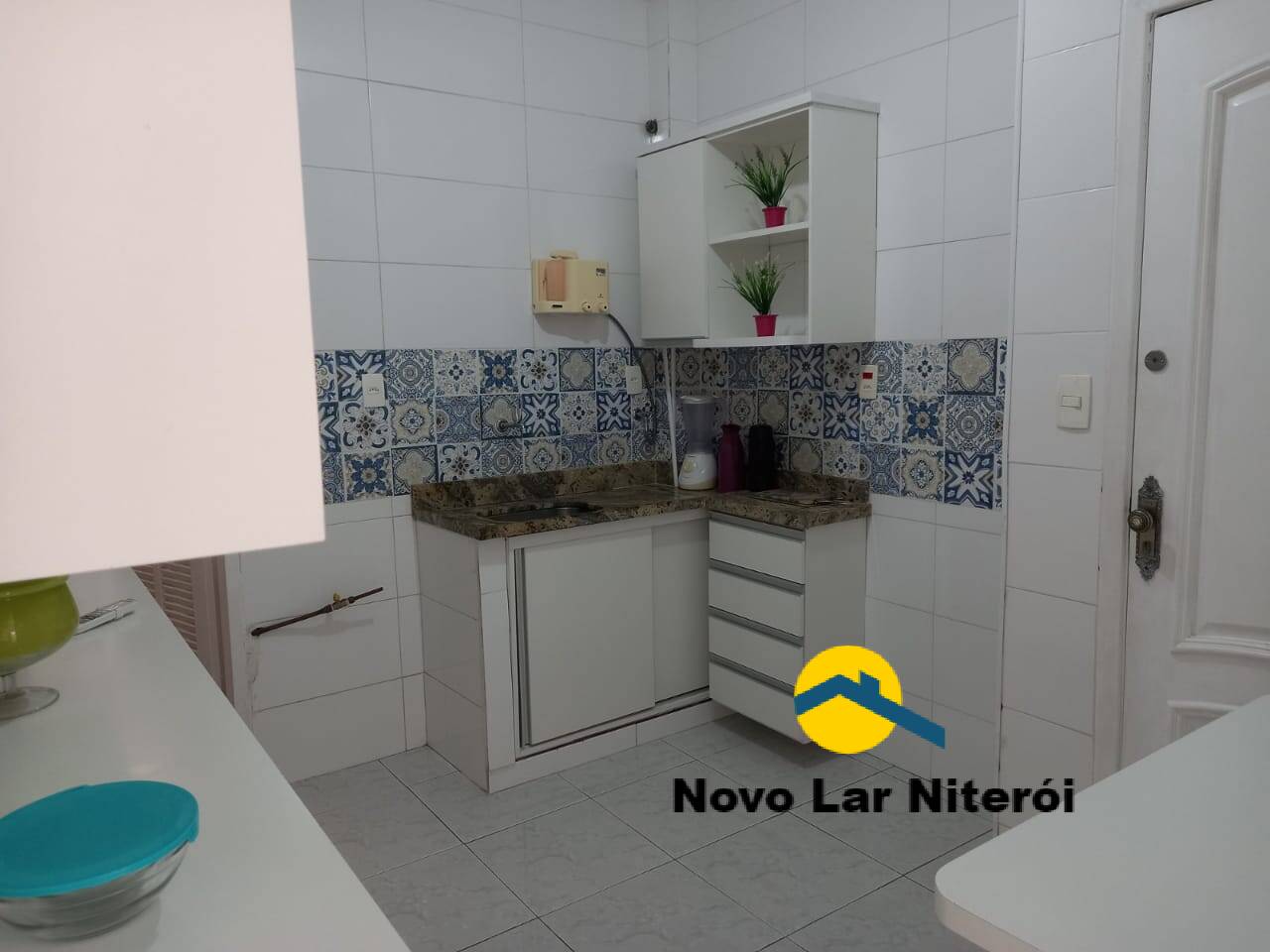 Apartamento à venda com 2 quartos, 80m² - Foto 21