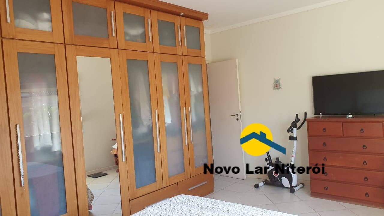 Casa à venda com 5 quartos, 280m² - Foto 15