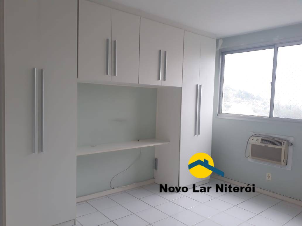 Apartamento à venda com 2 quartos, 75m² - Foto 13