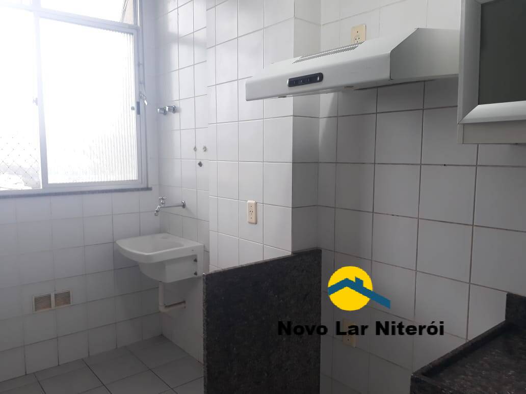 Apartamento à venda com 2 quartos, 75m² - Foto 8