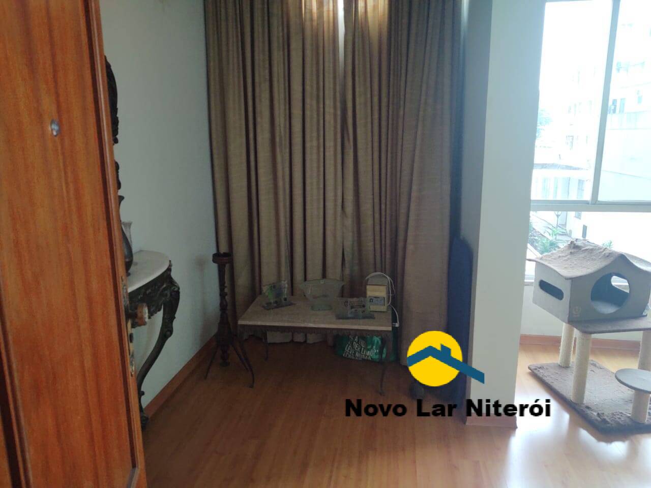 Apartamento à venda com 4 quartos, 150m² - Foto 9