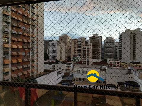 Apartamento à venda com 3 quartos, 118m² - Foto 3