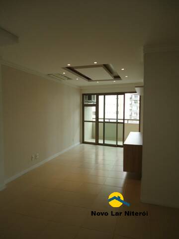 Apartamento à venda com 3 quartos, 100m² - Foto 1