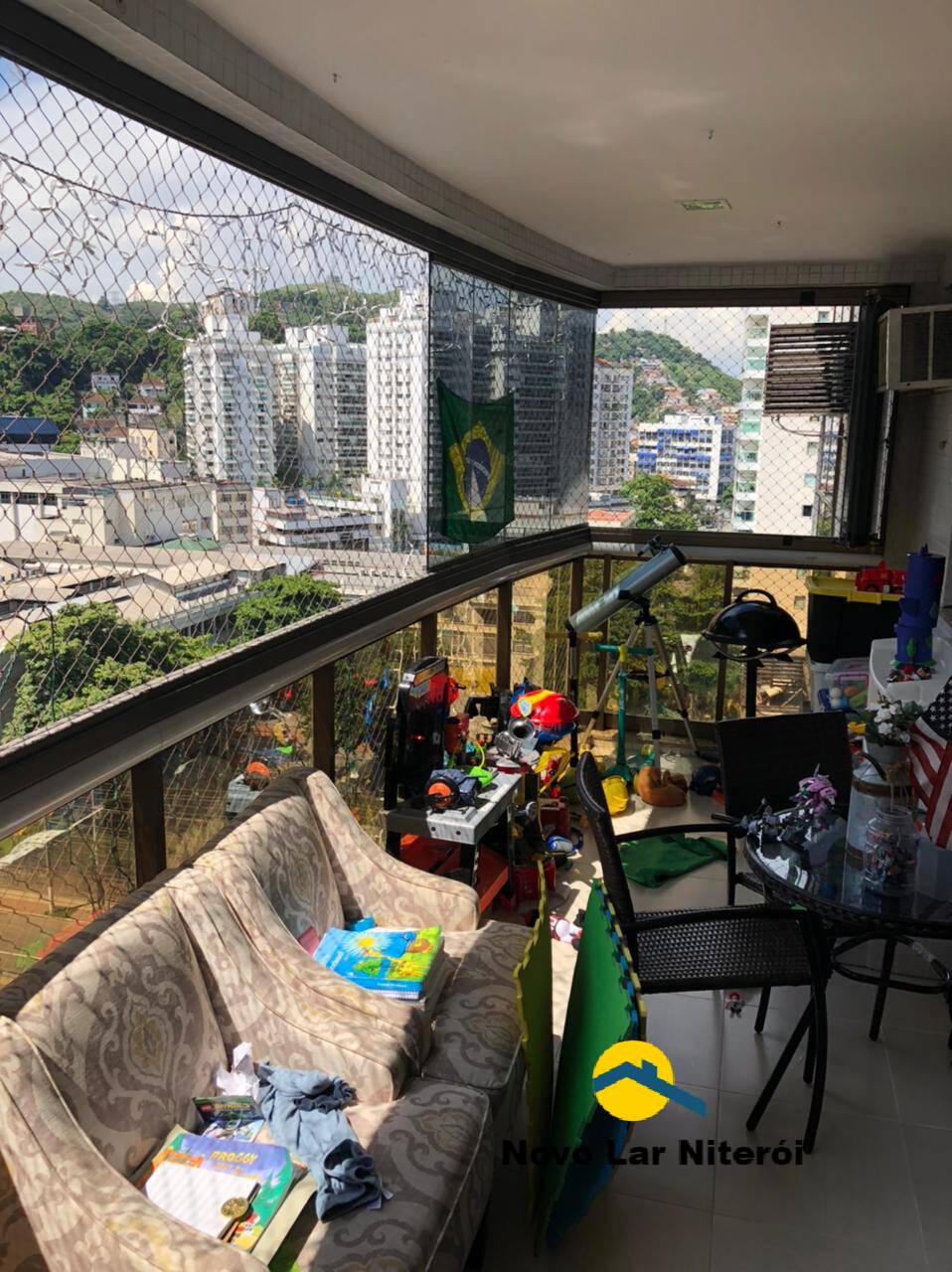 Apartamento à venda com 4 quartos, 150m² - Foto 2