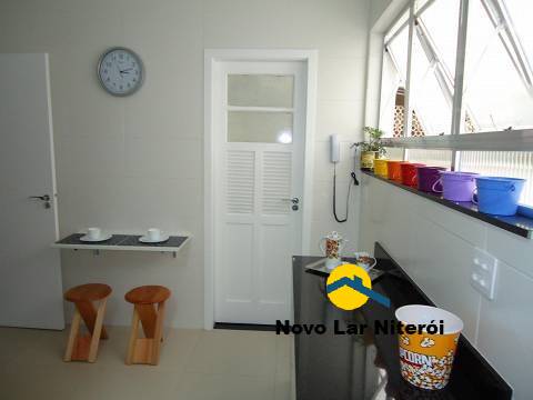 Apartamento à venda com 2 quartos, 77m² - Foto 11