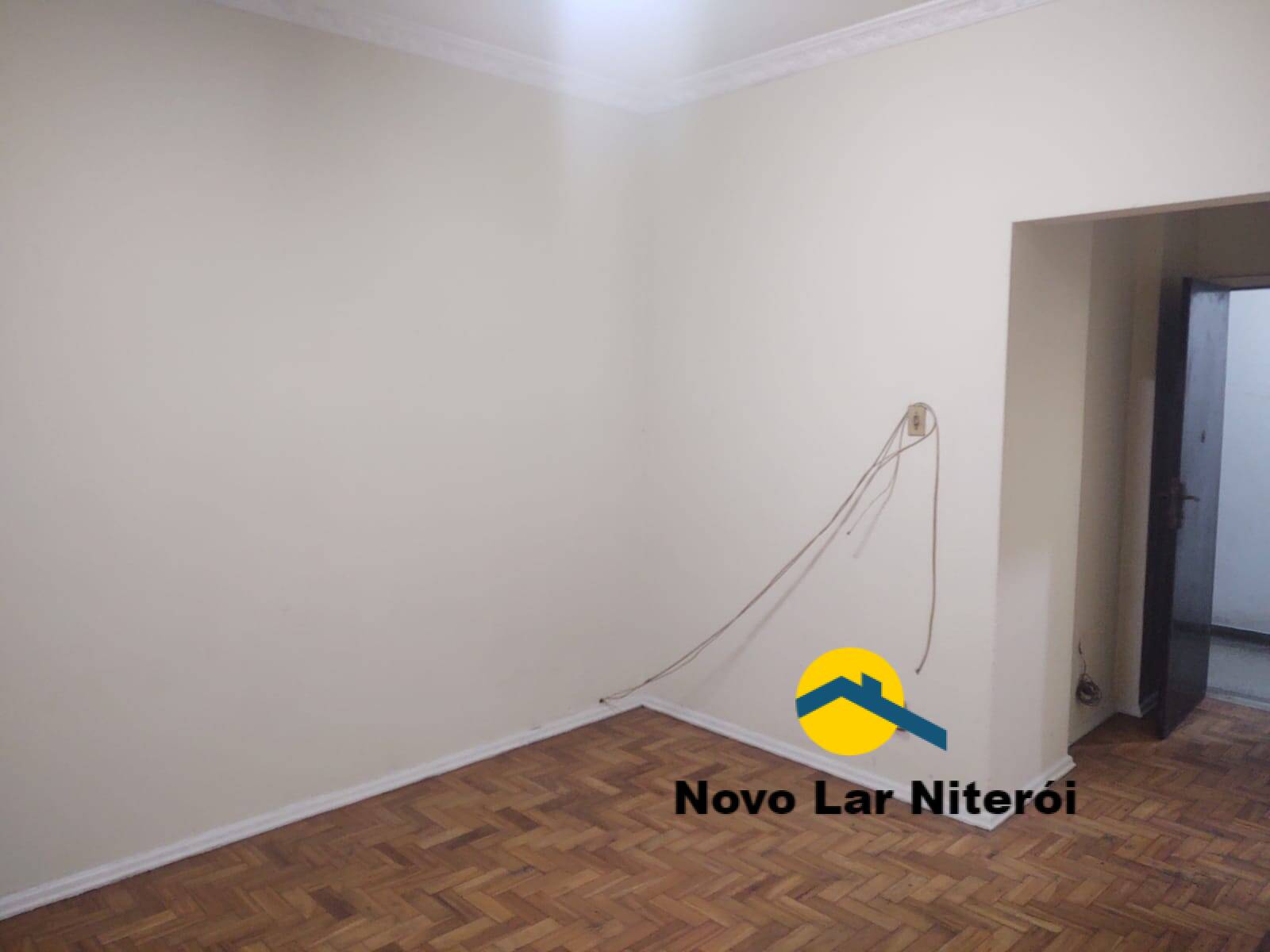 Apartamento à venda com 1 quarto, 30m² - Foto 2