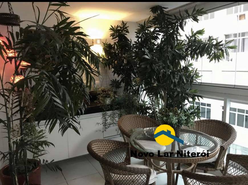 Apartamento à venda com 4 quartos, 158m² - Foto 32