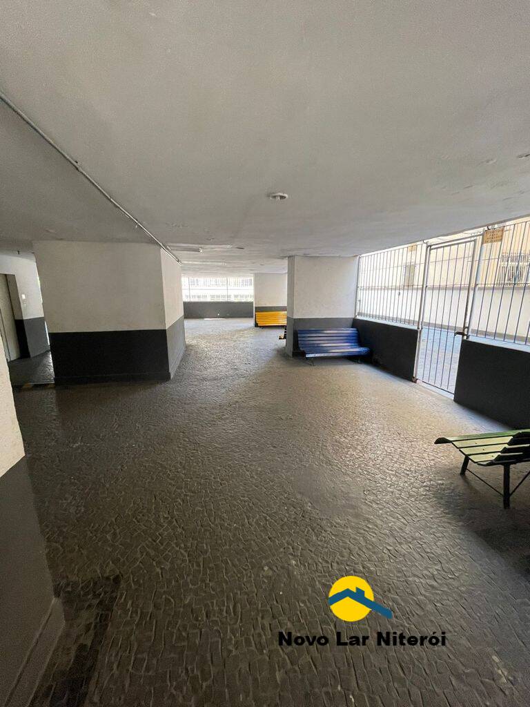 Apartamento à venda com 2 quartos, 75m² - Foto 39