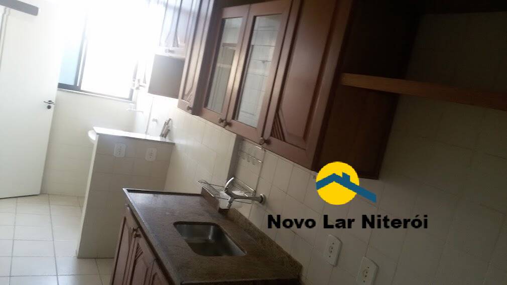 Apartamento à venda com 2 quartos, 65m² - Foto 24