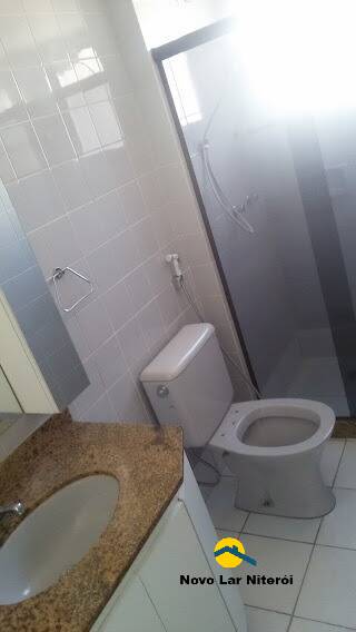 Apartamento à venda com 2 quartos, 65m² - Foto 20