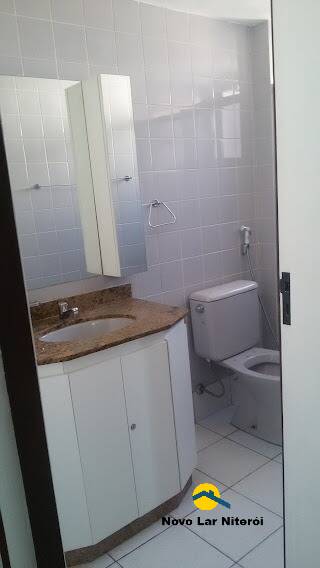 Apartamento à venda com 2 quartos, 65m² - Foto 17