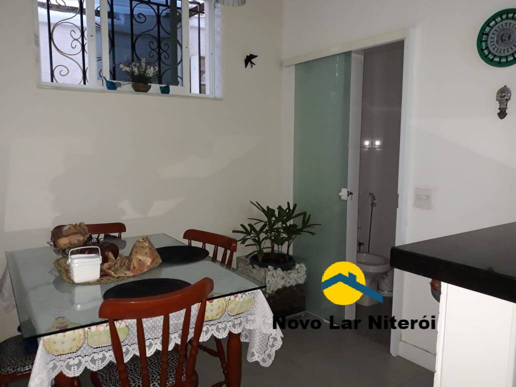 Casa à venda com 3 quartos, 106m² - Foto 15