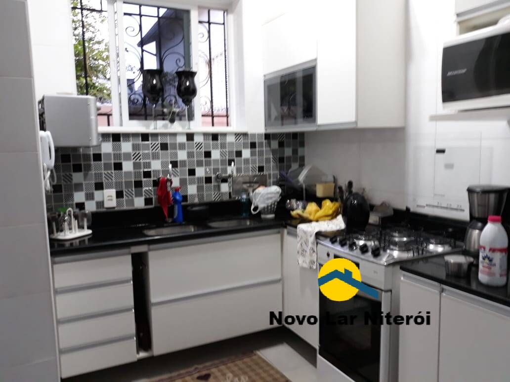 Casa à venda com 3 quartos, 106m² - Foto 12