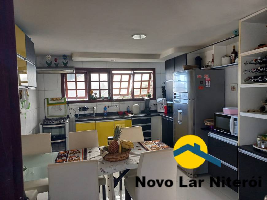 Casa à venda com 5 quartos, 400m² - Foto 1