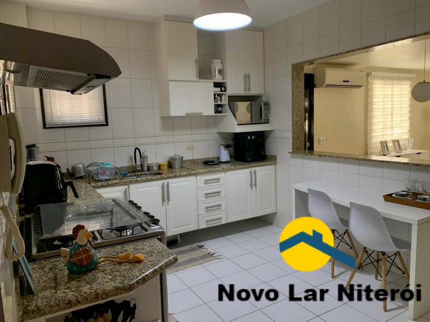 Casa à venda com 3 quartos, 120m² - Foto 12