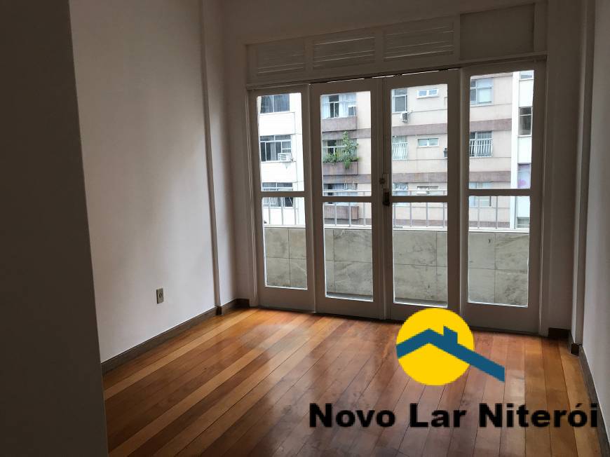 Apartamento à venda com 3 quartos, 130m² - Foto 12