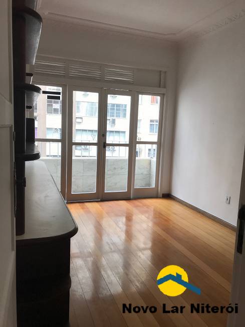 Apartamento à venda com 3 quartos, 130m² - Foto 11