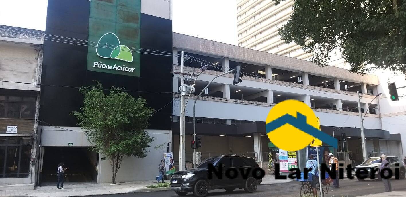 Apartamento à venda com 1 quarto, 55m² - Foto 24