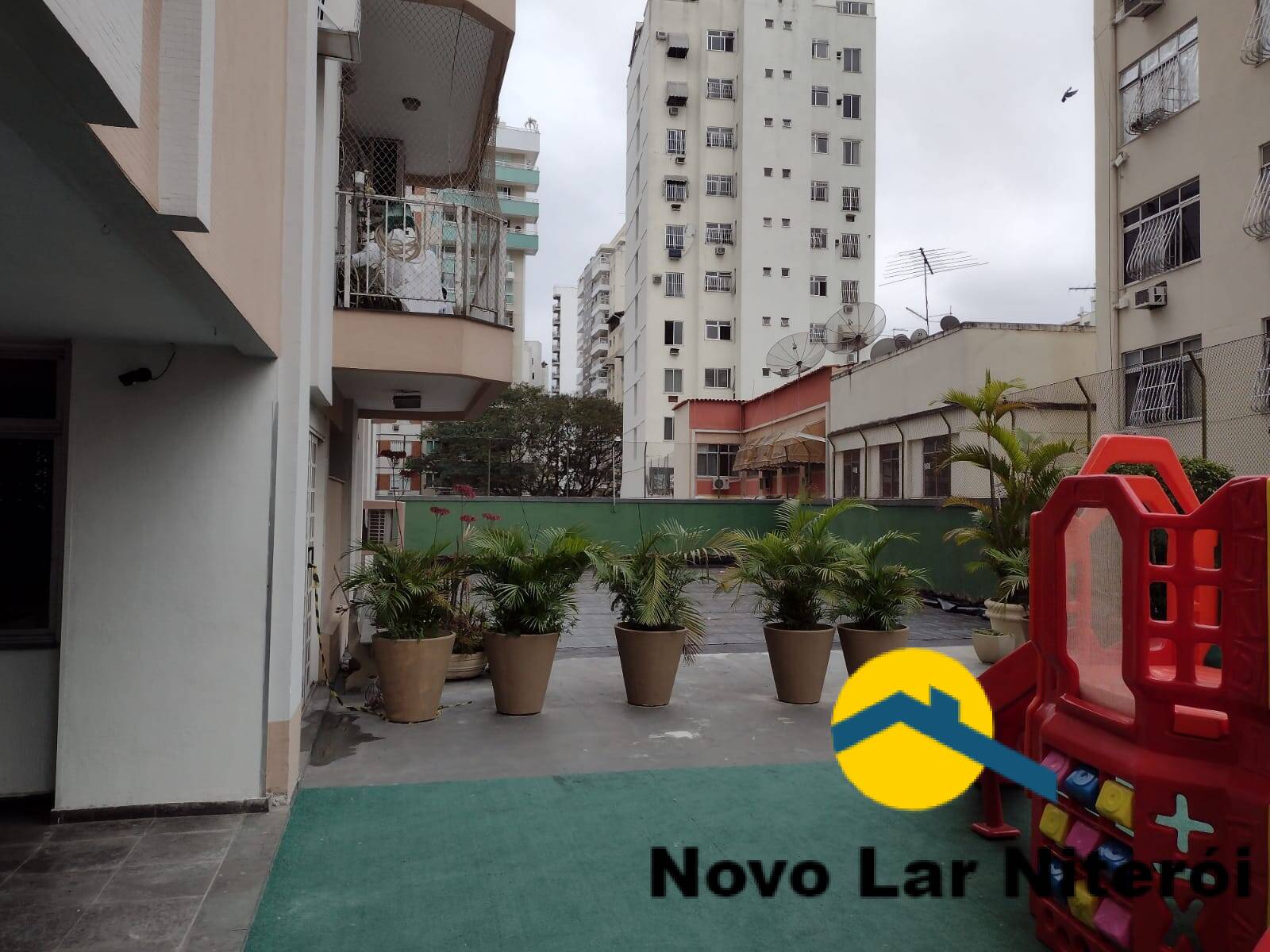 Apartamento à venda com 3 quartos, 135m² - Foto 26