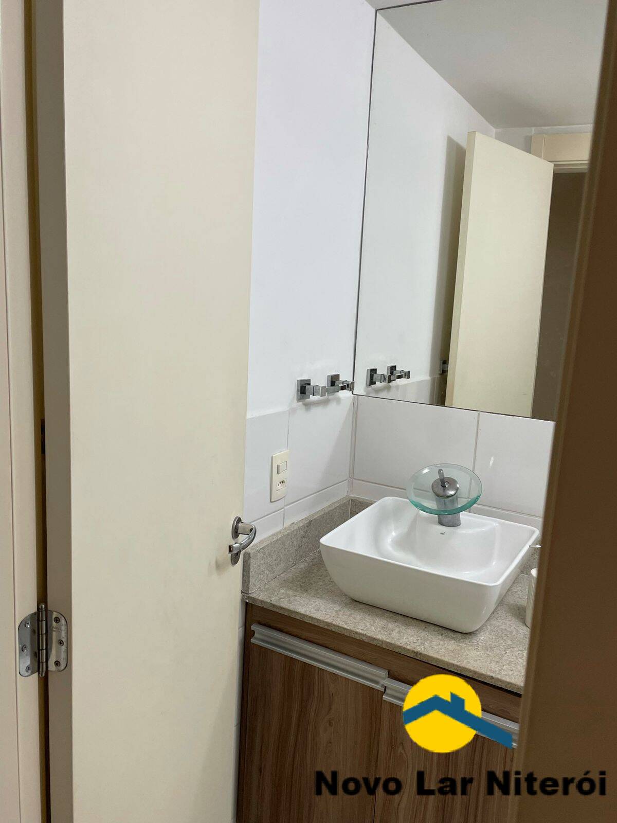 Apartamento à venda com 3 quartos, 75m² - Foto 32