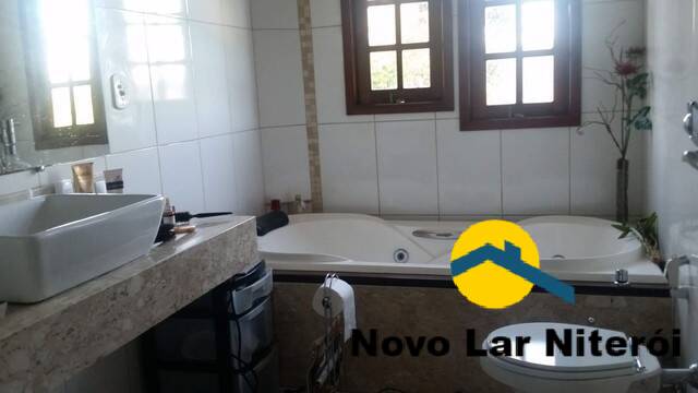 Casa à venda com 4 quartos, 234m² - Foto 32