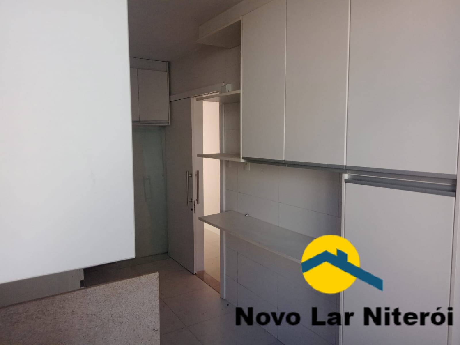 Apartamento à venda com 2 quartos, 85m² - Foto 25