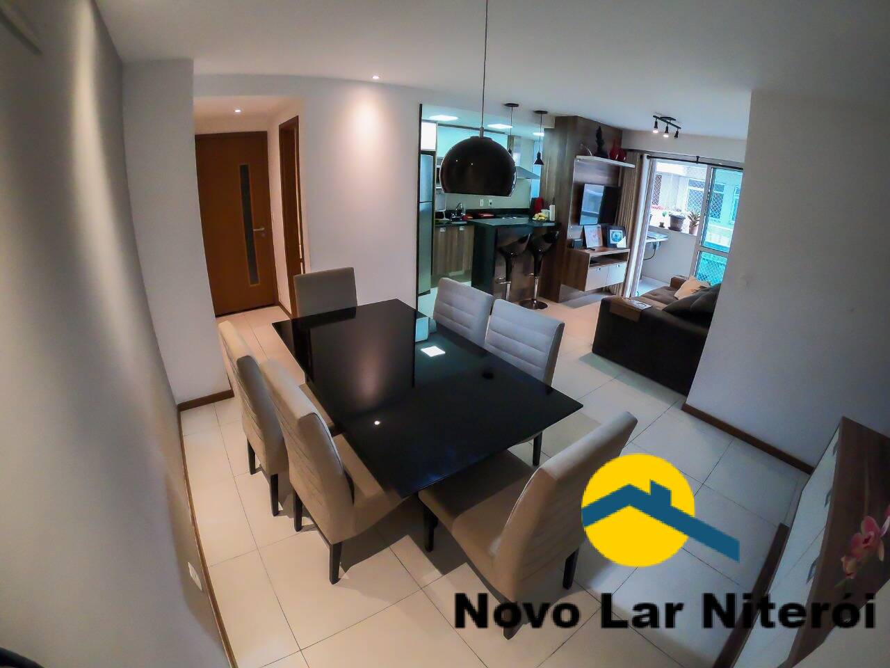 Apartamento à venda com 3 quartos, 100m² - Foto 1