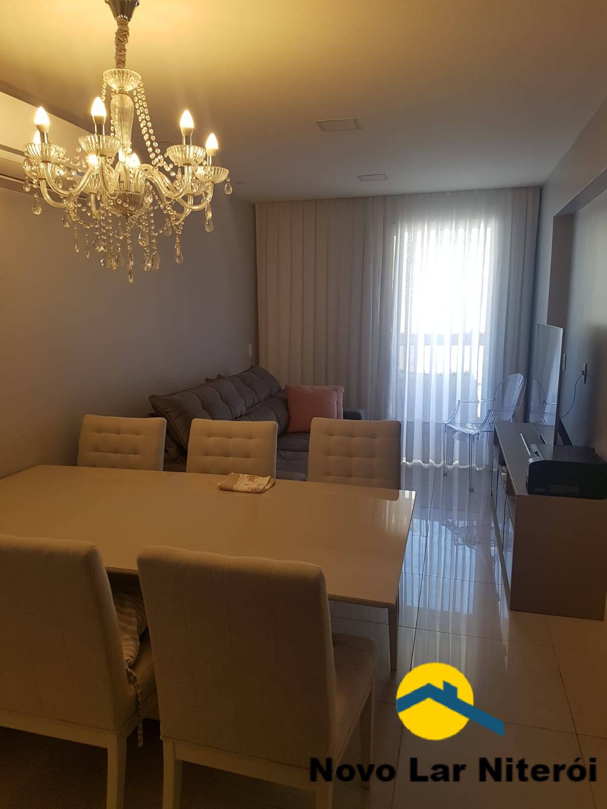 Apartamento à venda com 1 quarto, 56m² - Foto 2