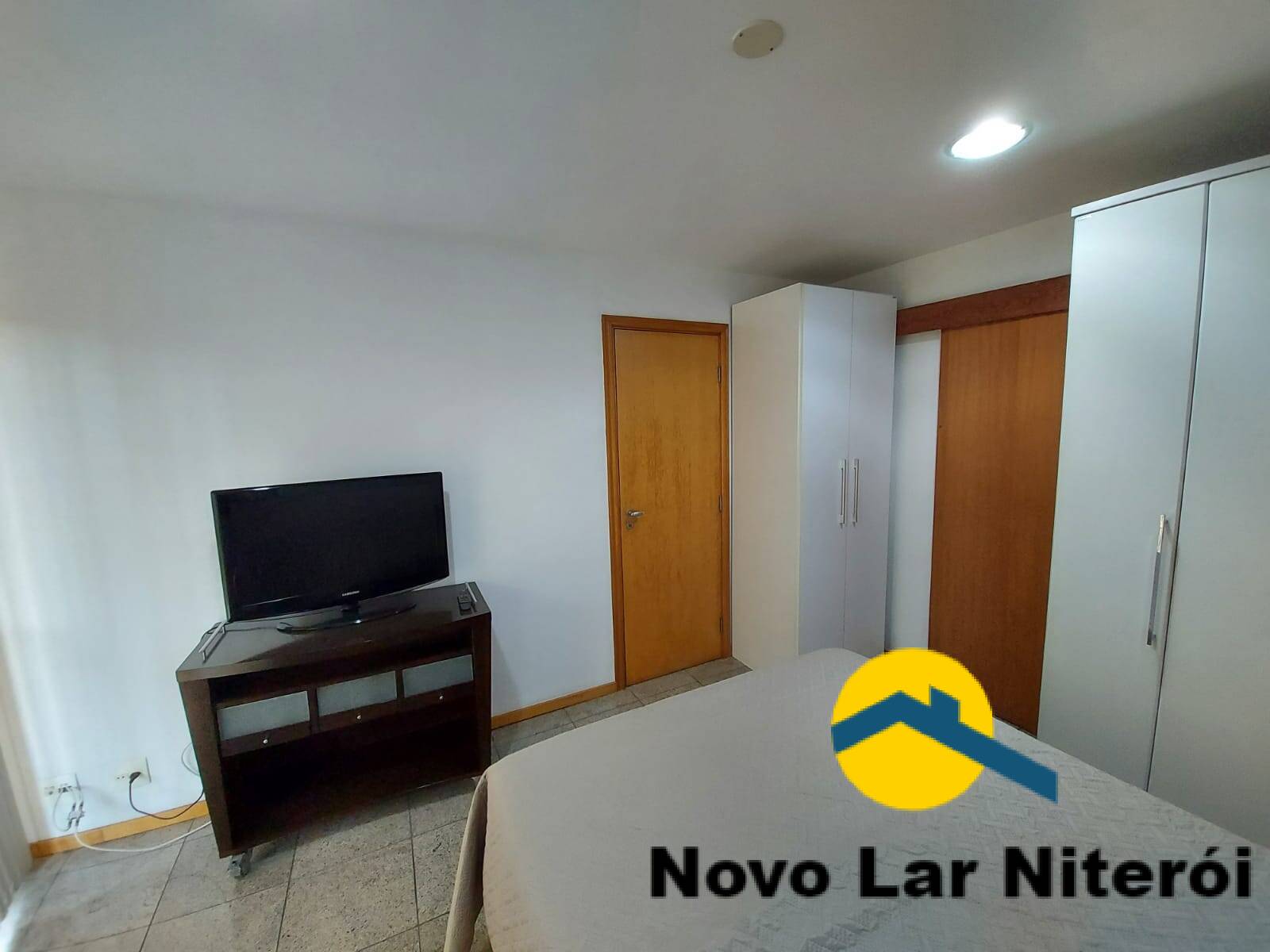 Apartamento à venda com 1 quarto, 55m² - Foto 13