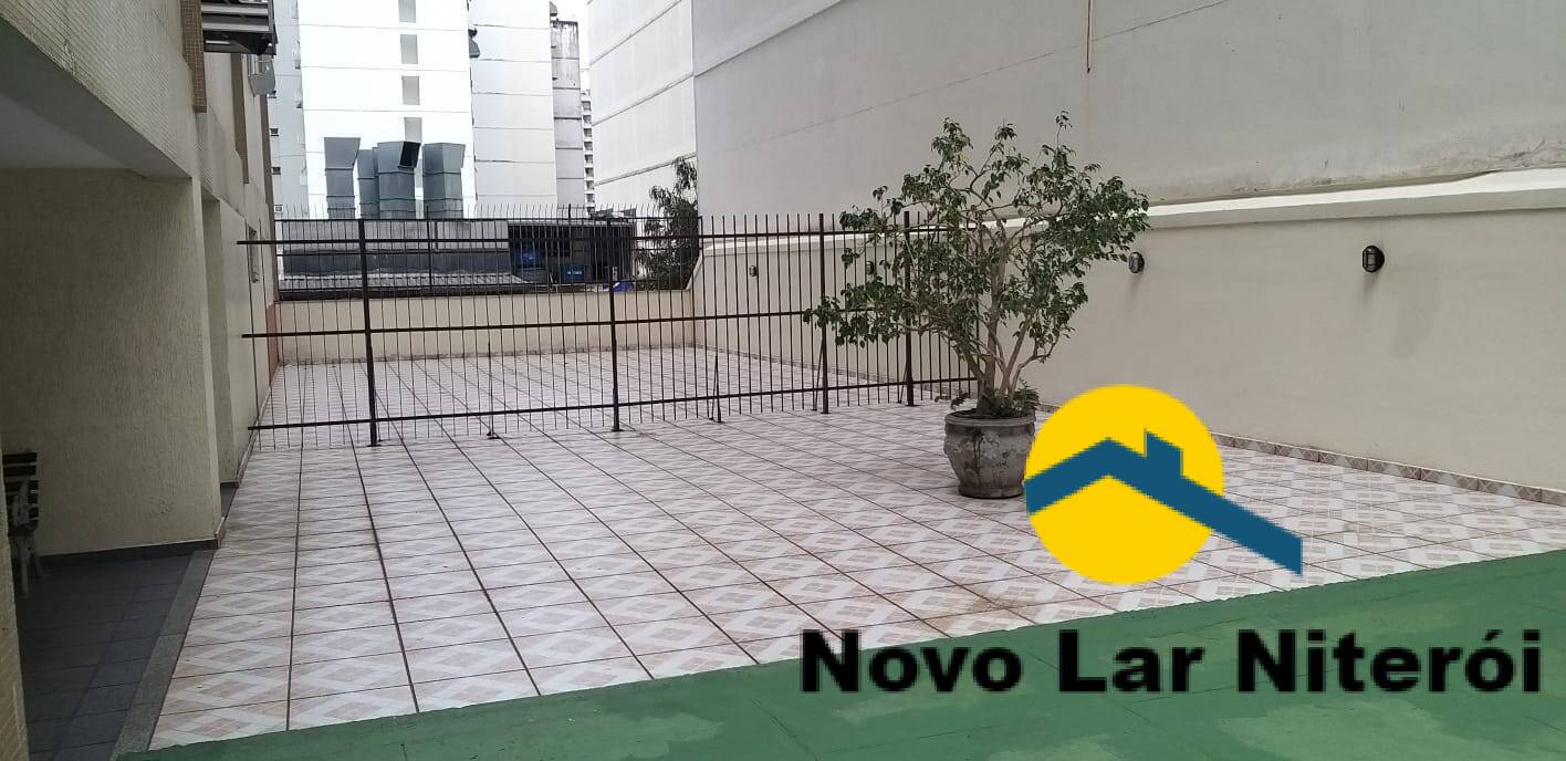 Apartamento à venda com 2 quartos, 80m² - Foto 41