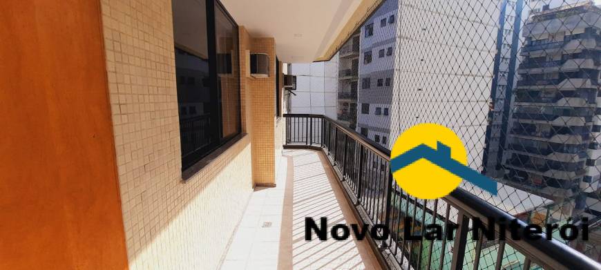 Apartamento à venda com 4 quartos, 150m² - Foto 2