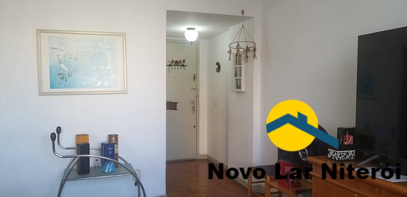 Apartamento à venda com 4 quartos, 135m² - Foto 4