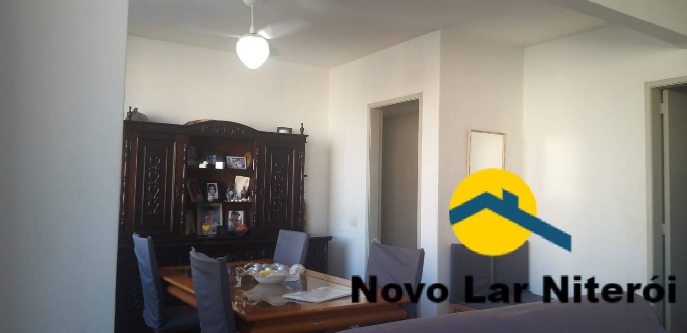 Apartamento à venda com 4 quartos, 135m² - Foto 2