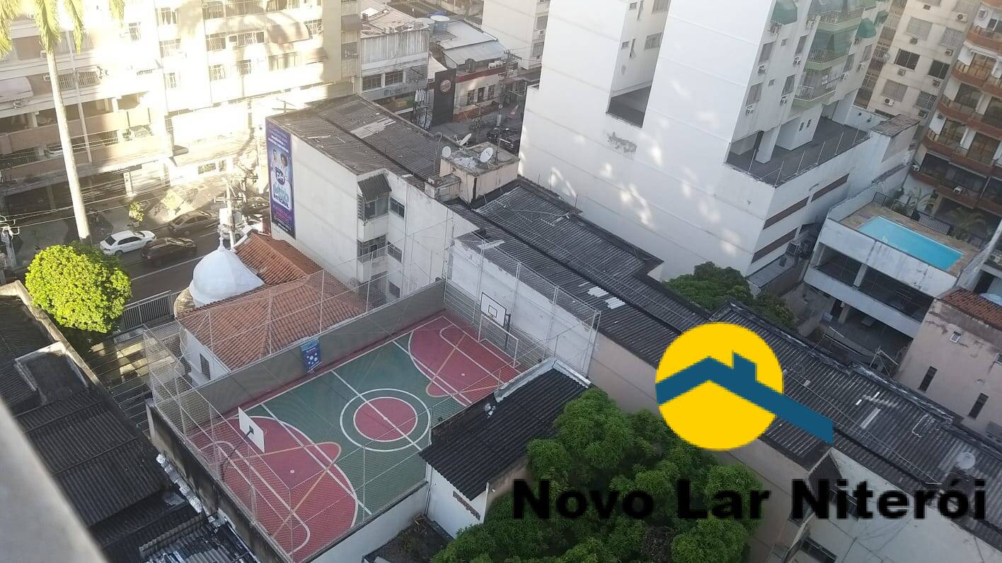 Apartamento à venda com 4 quartos, 135m² - Foto 10