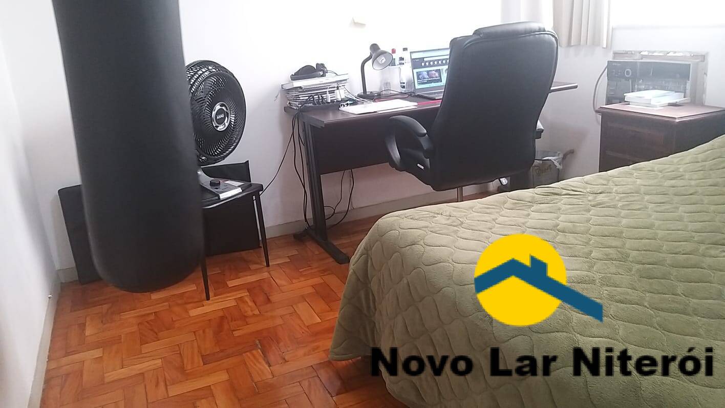 Apartamento à venda com 4 quartos, 135m² - Foto 35